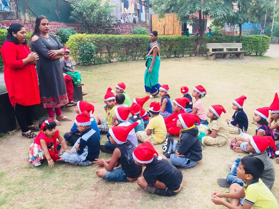 You are currently viewing POCSO Act 2012 Session for the children, organized by the transgender NGO during the Christmas season